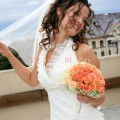 divdaļīga, pieguloša, dekoratīvi savilkumi, mežģīnes, bante, organza, zīds, mežģīnes