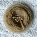 Various fabric flowers and bantes, with pearls, organza, satin, clip.